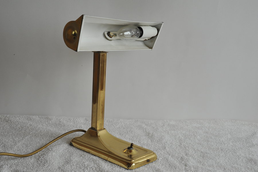 a good quality vintage brass desk lamp