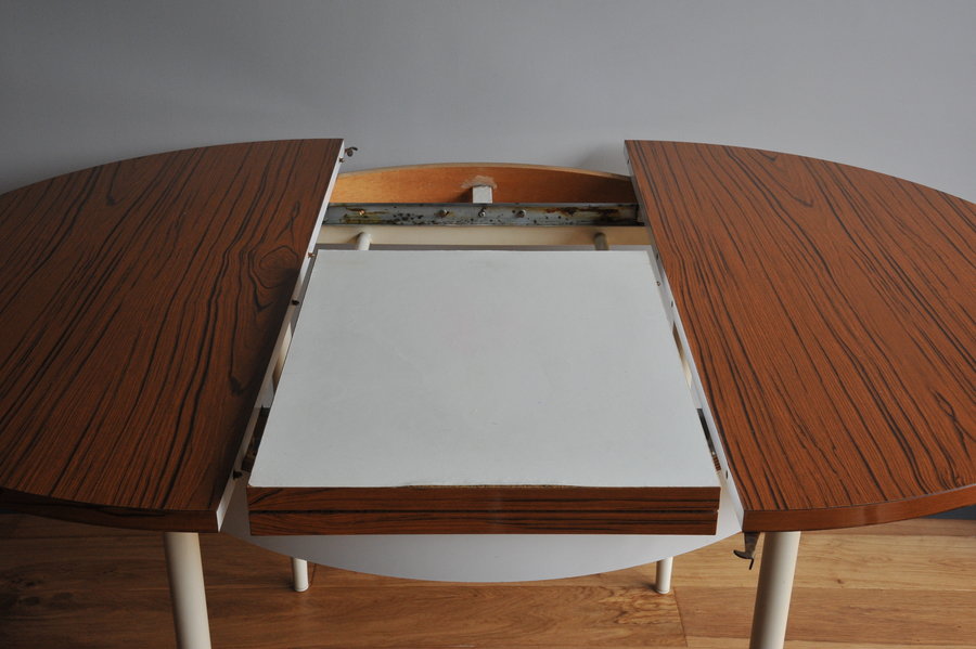 vintage round extending dining table