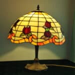 lovely large vintage tiffany style glass table lamp