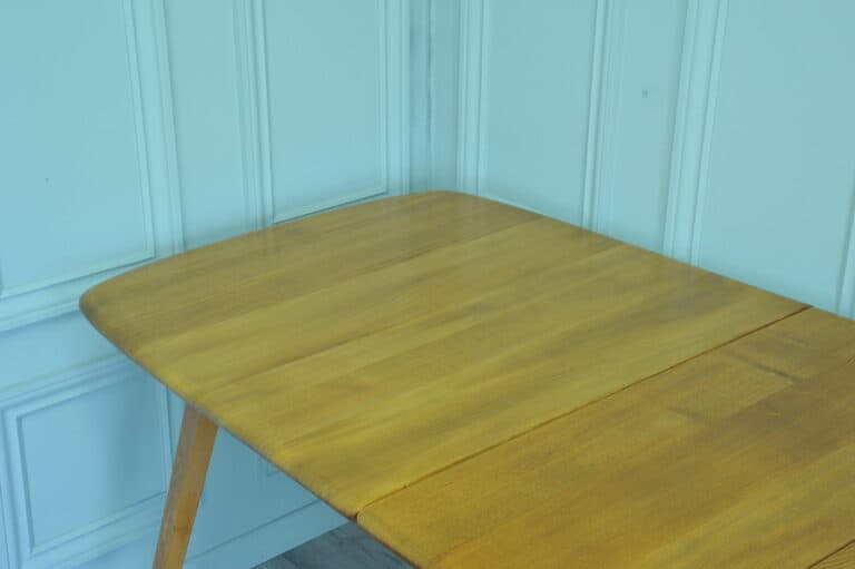the vintage ercol grand windsor extending dining table