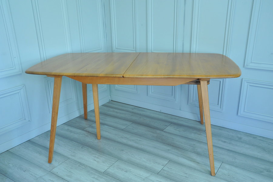 the vintage ercol grand windsor extending dining table