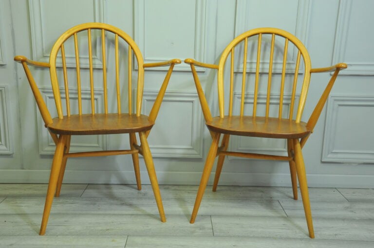 vintage ercol pair of model 370a windsor armchairs