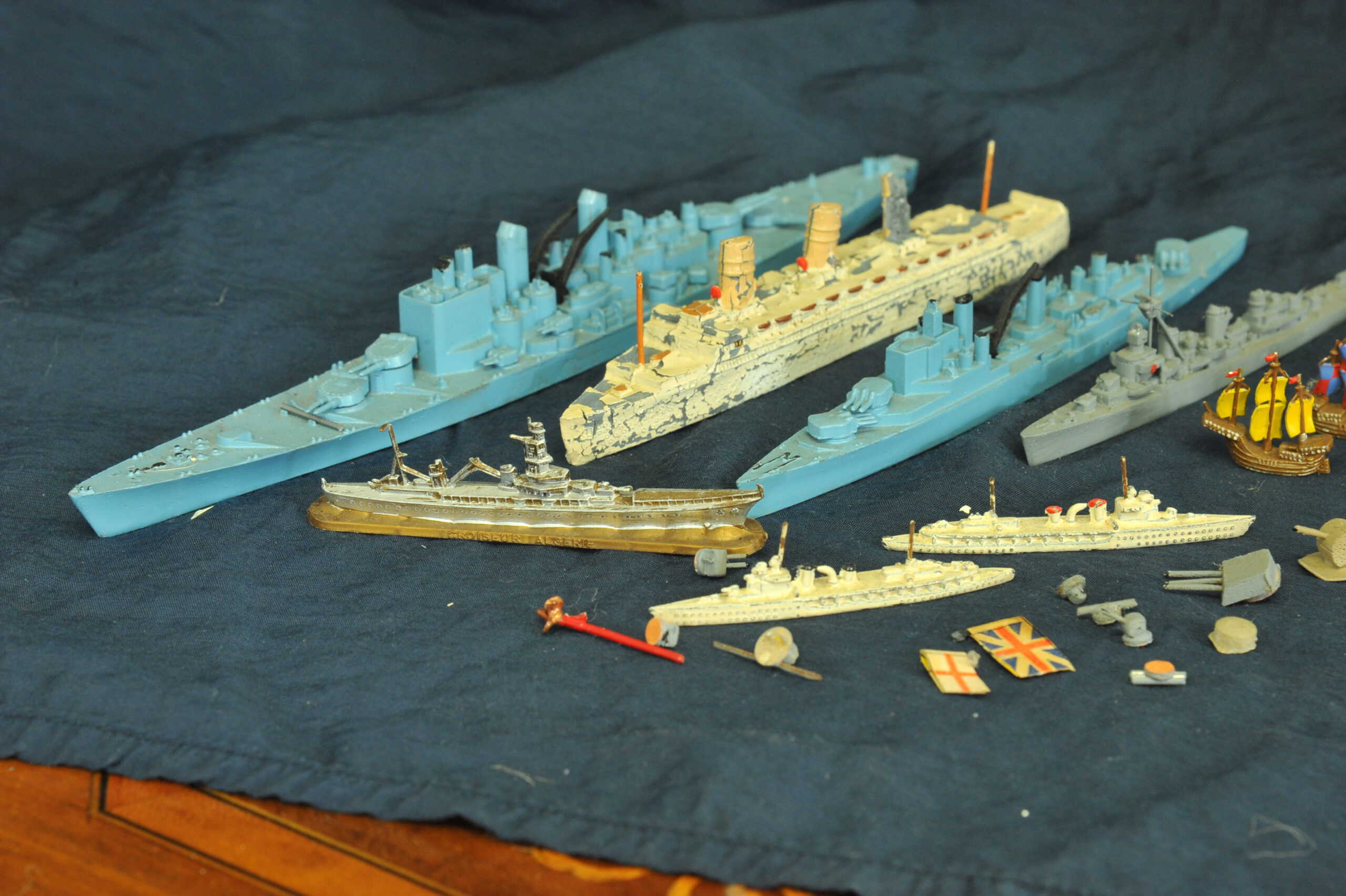 unusual collection of vintage miniature lead ships