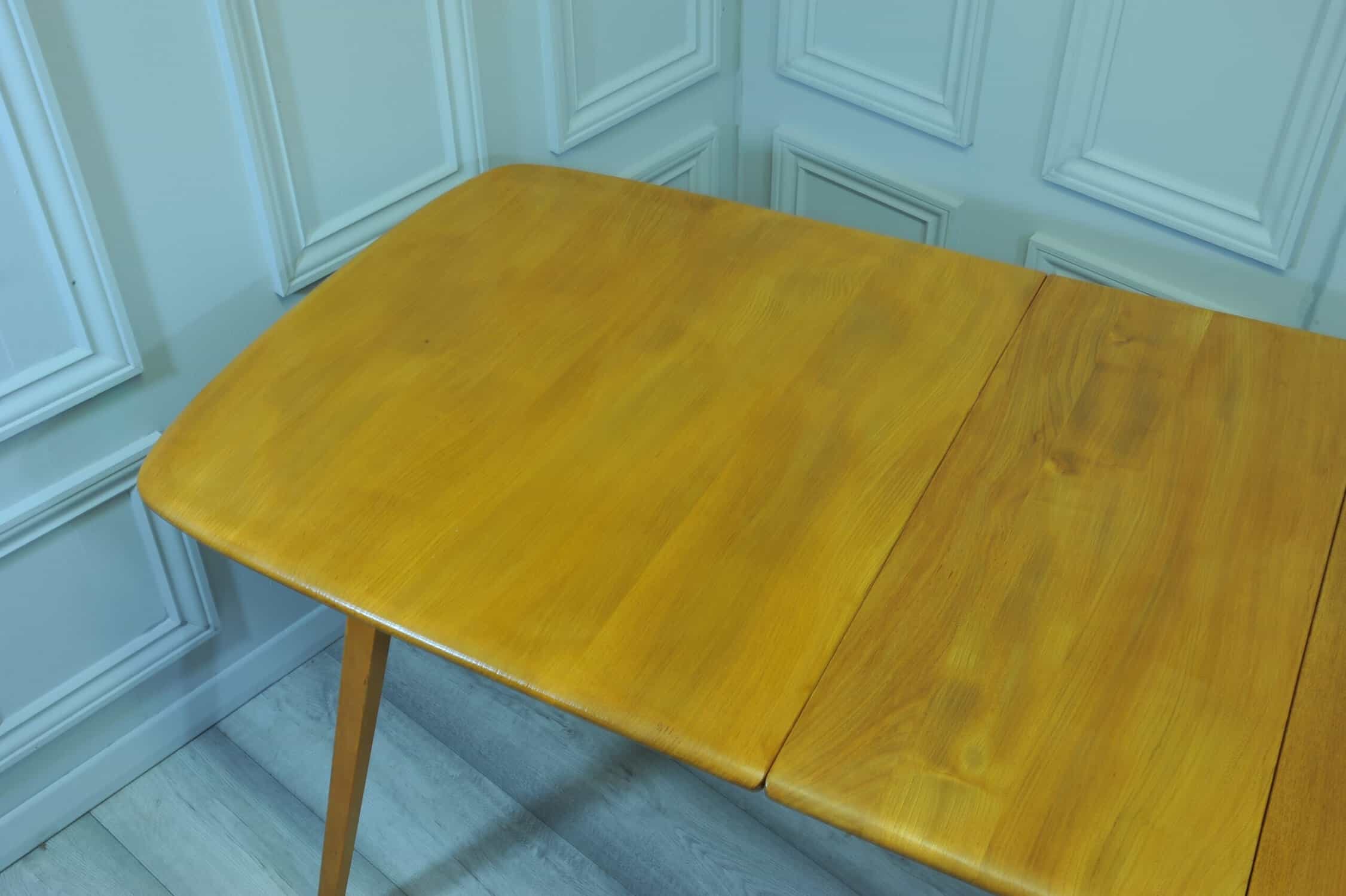 the vintage ercol blonde grand windsor 444 extending dining table