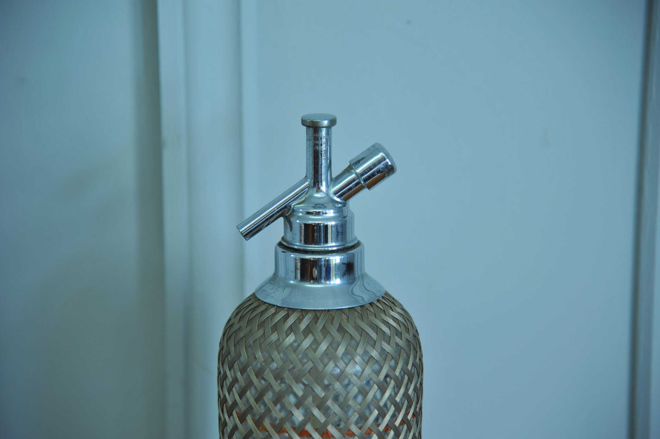 a superb vintage sparkletts soda syphon