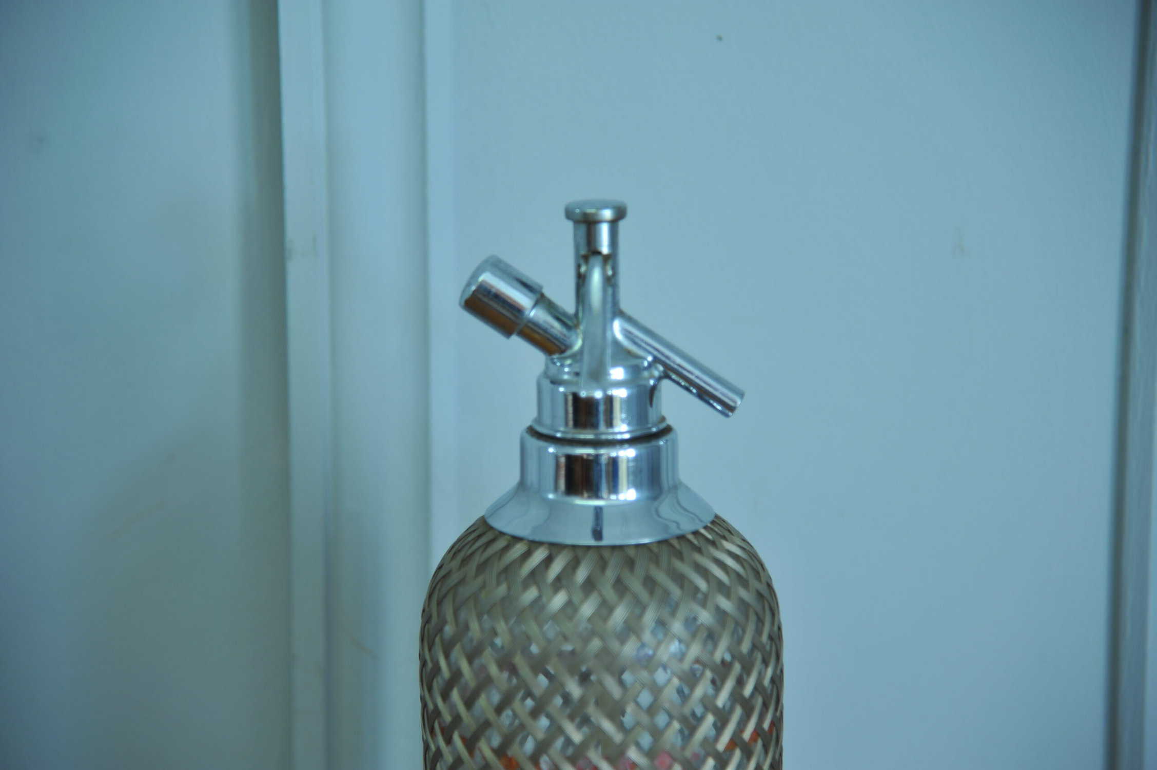 a superb vintage sparkletts soda syphon