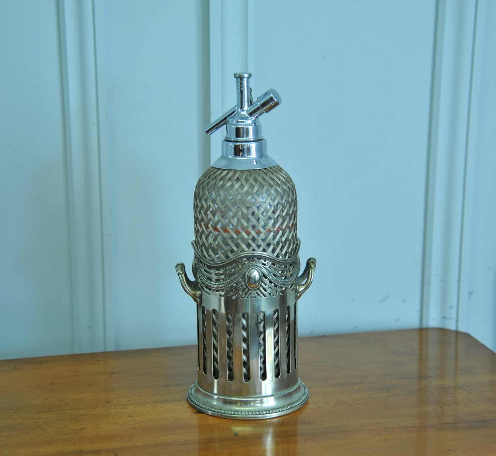 a superb vintage sparkletts soda syphon