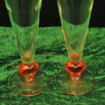 pair vintage valentine red heart stem drinking glasses romantic
