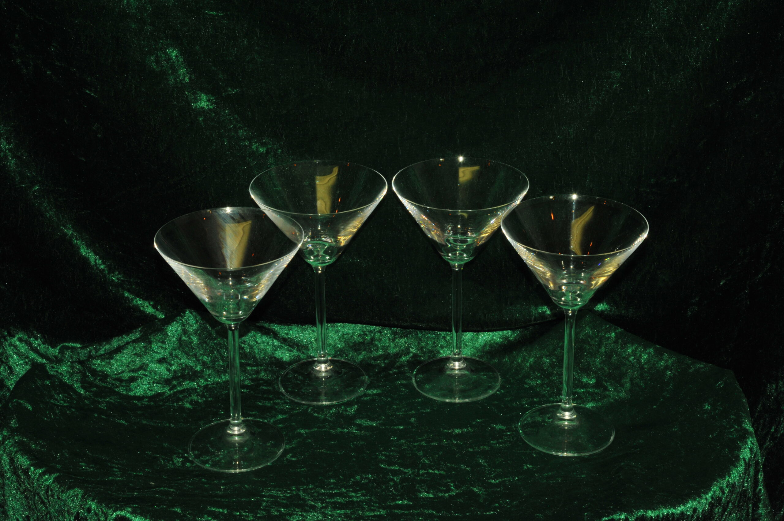 four large vintage champagne coupes glasses