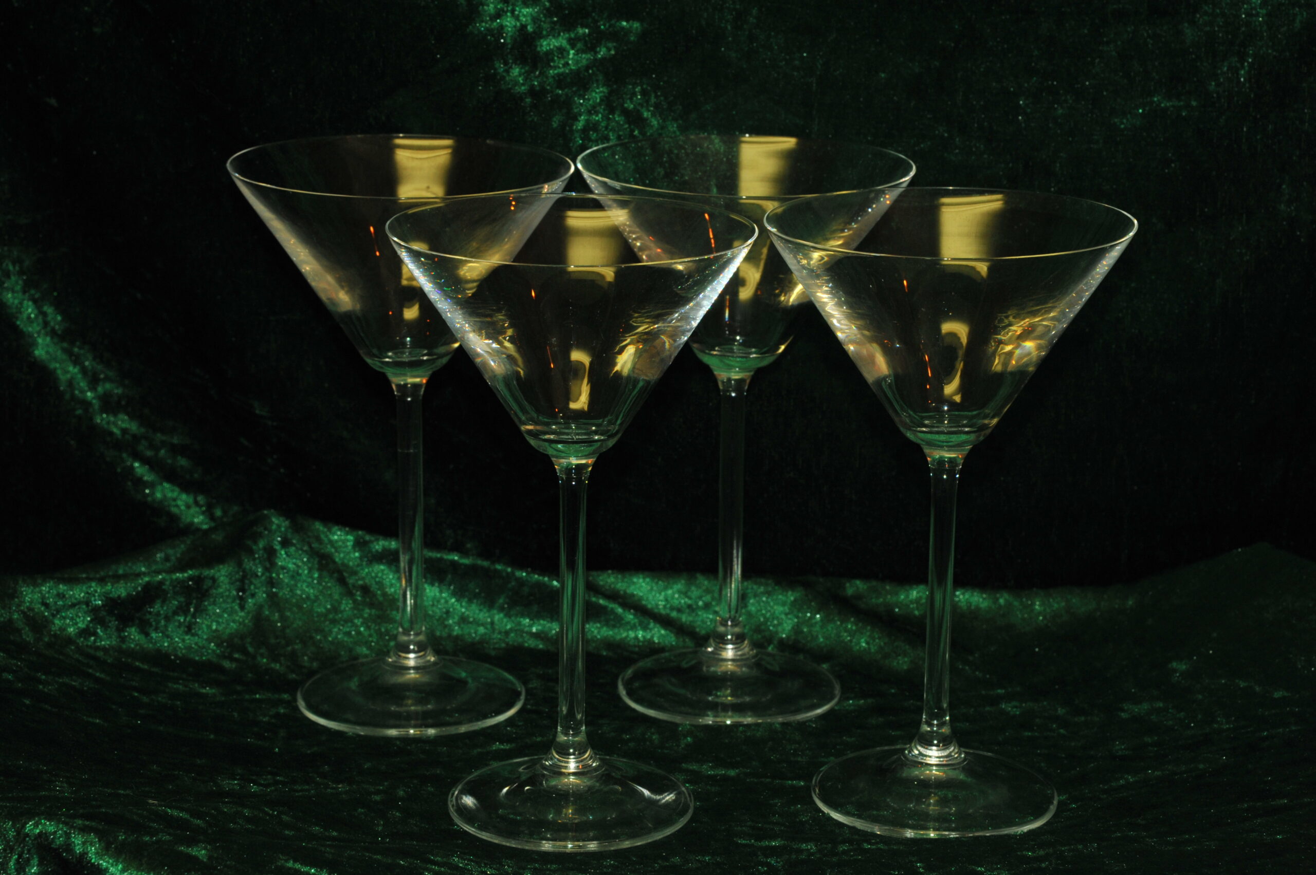 four large vintage champagne coupes glasses
