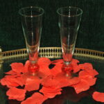 pair vintage valentine red heart stem drinking glasses romantic