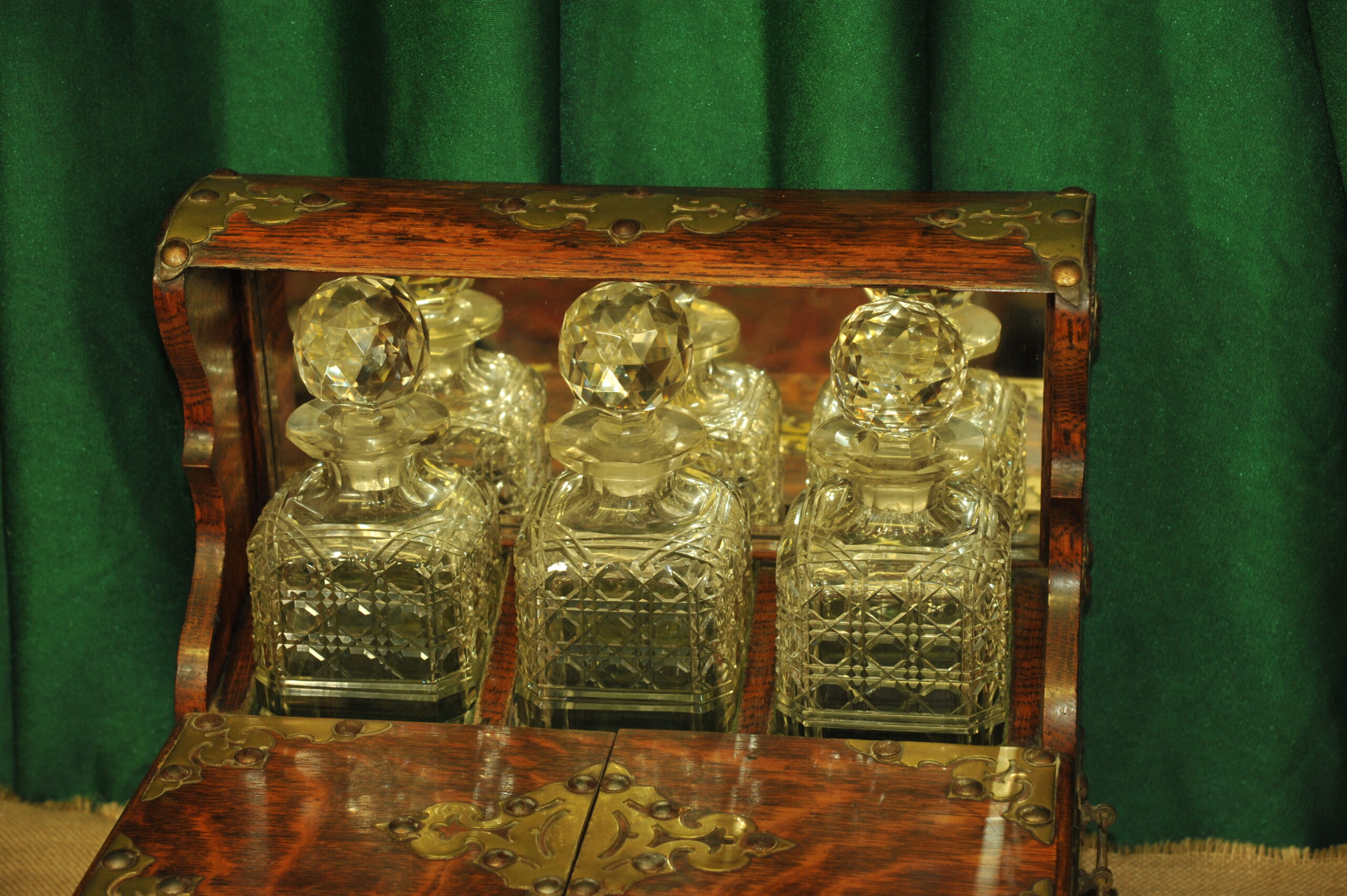 an antique oak tantalus games compendium
