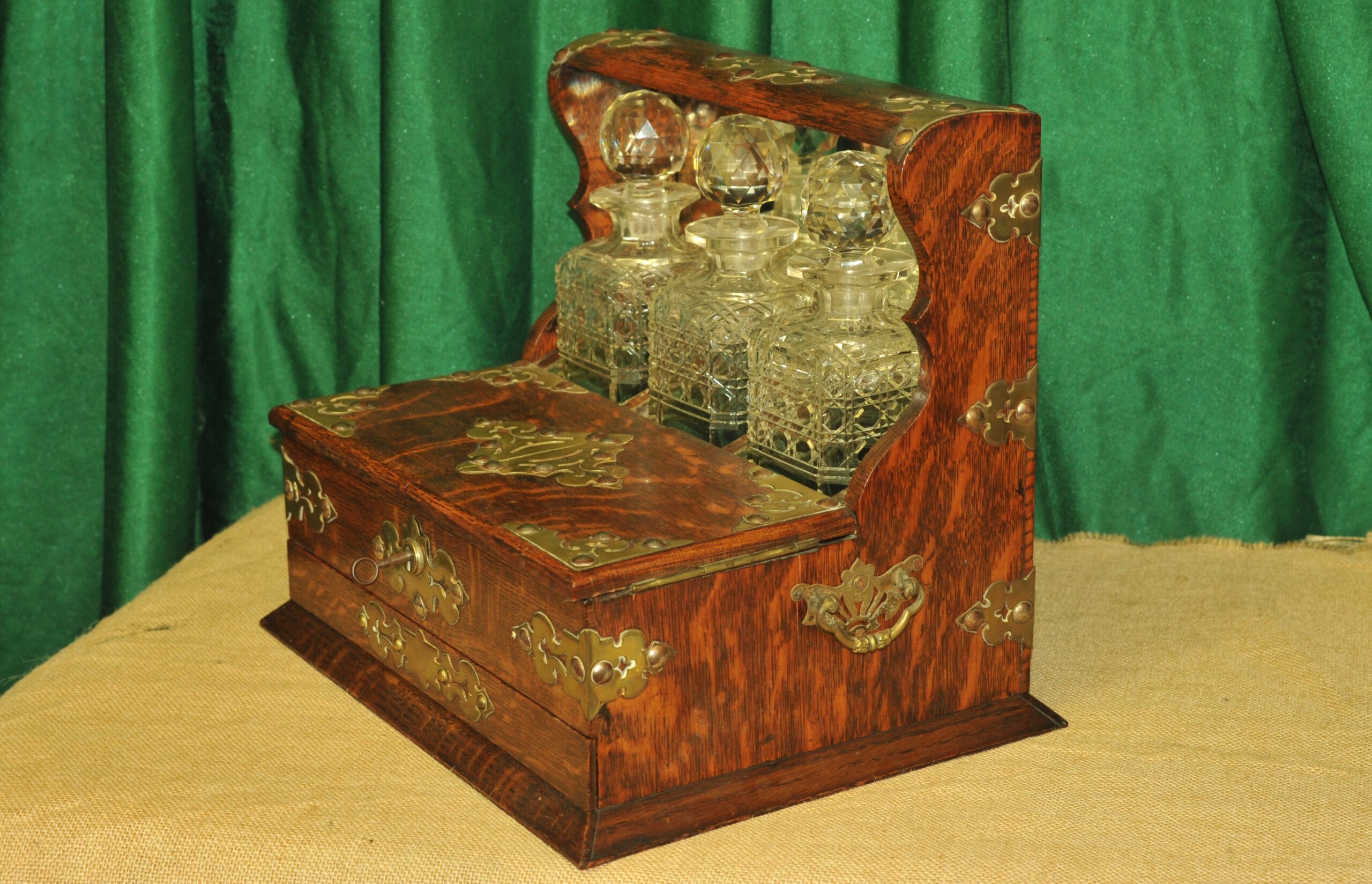 an antique oak tantalus games compendium